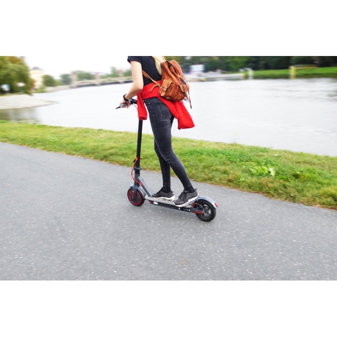 AERIUM AOVO ES80 elektromos roller, fekete